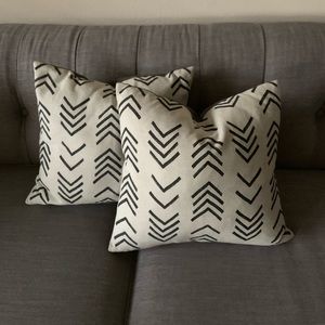 Pair of Decorative Throw Pillow Covers